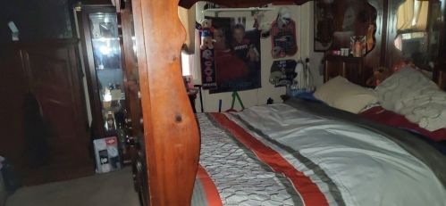 189 Logee St, Woonsocket RI 02895-6060 exterior