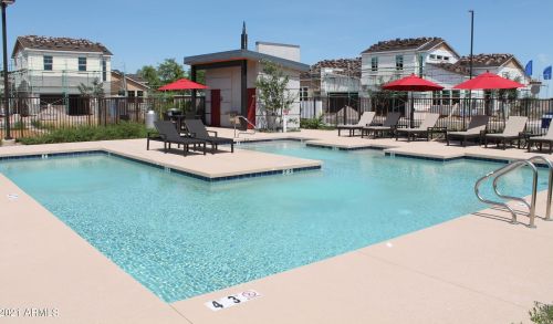 1912 Rosemary Dr, Chandler AZ  85286-3724 exterior