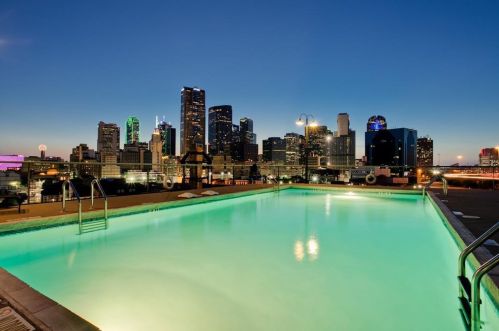 2220 Canton St, Dallas TX  75201-5902 exterior