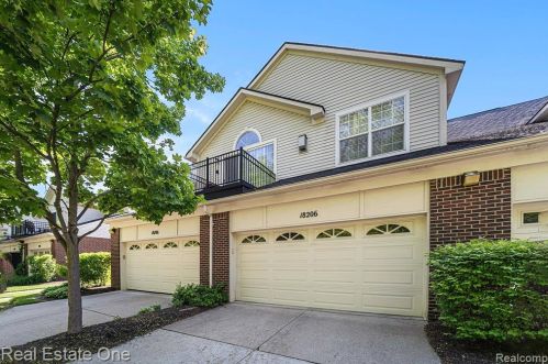 18206 Adri Cir, Walled Lake MI 48390-5865 exterior