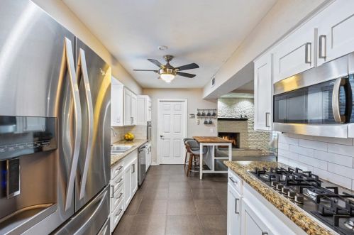 2551 El Cerrito, Dallas TX 75228-5911 exterior