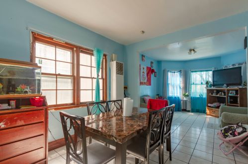 2655 Kedvale Ave, Chicago IL 60623-4324 exterior