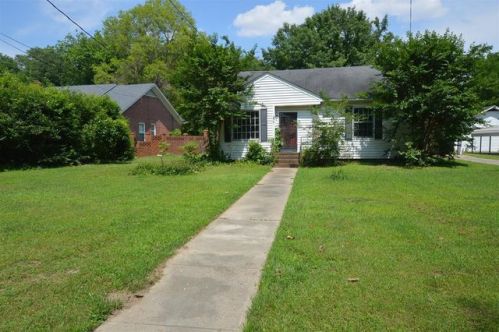 602 Church St, Estill, MS 38748-3404