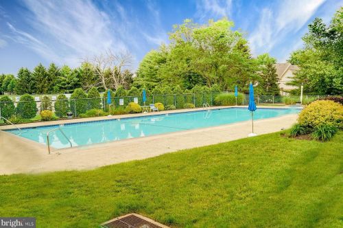 1312 Foxmeadow Dr, Limerick PA 19468-1556 exterior