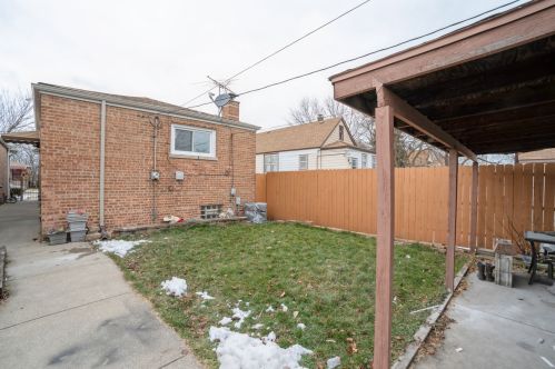 10931 Buffalo Ave, Chicago IL 60617-6516 exterior