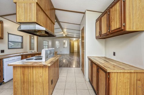 514 Royal Palm Ave, Defuniak Springs FL 32433-7548 exterior