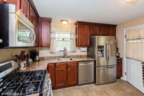 86 Mnr Rd, Concord NH 03303-1901 exterior