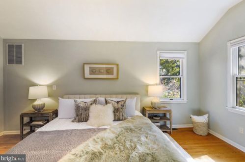 7318 Baltimore Ave, Silver Spring MD 20912-4101 exterior