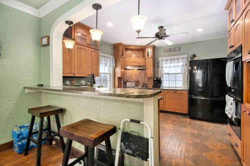 128 Glendale Blvd, Kalamazoo MI 49004-1318 exterior