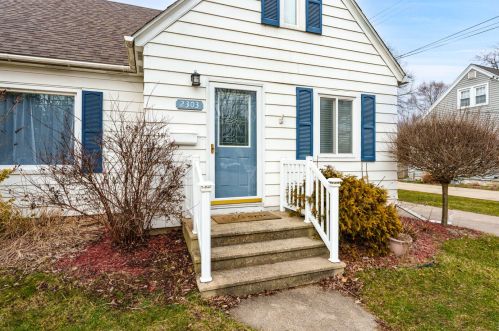 2303 Glendale Blvd, Kalamazoo MI  49004-1759 exterior