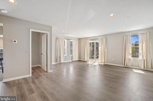 113 High Pointe Dr, Hummelstown PA 17036-8104 exterior