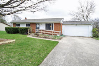 3608 Borgess Dr, Kalamazoo, MI 49048-1065