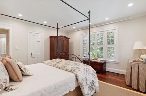 332 Golfview Rd, Atlanta GA 30309-1214 exterior