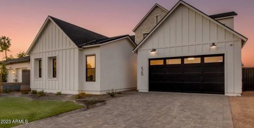 4340 Cheery Lynn Rd, Phoenix, AZ 85031-3816