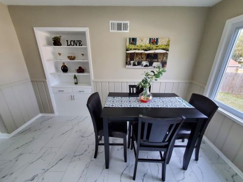 4264 62, Milwaukee WI 53216-1237 exterior