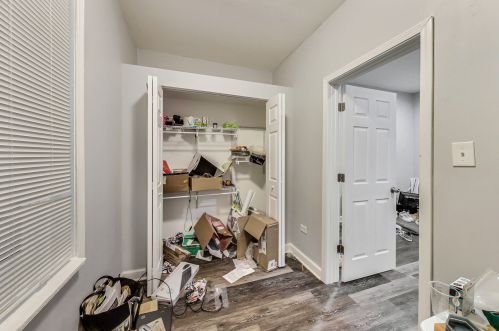 2338 18 Pl, Chicago IL 60608-2560 exterior