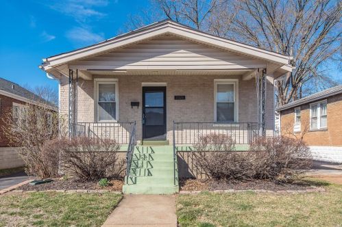 2325 Patton Ave, Saint Louis, MO 63144-1749