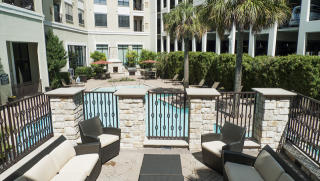 3850 Northwest Hwy, Dallas TX  75220-5139 exterior