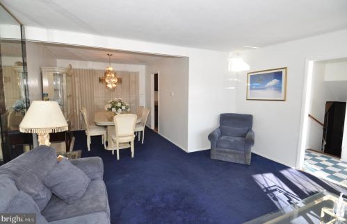 1169 Lower Fry Rd, Trenton NJ 08618-1828 exterior