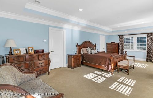 41 Marlpit Pl, Middletown NJ 07748-2028 exterior