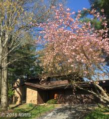 11104 Broad Green Dr, Rockville MD  20854-2021 exterior