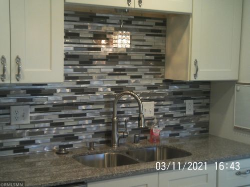 15711 Griffon Path, Saint Paul MN 55124-7027 exterior