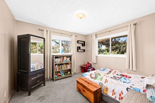 702 Basswood Ave, Duluth MN 55811-2638 exterior