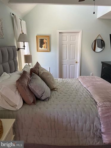 151 Linwood Ave, Ardmore PA 19003-2706 exterior