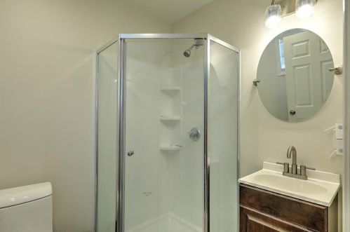 252 Admiral St, Providence RI 02908-1350 exterior