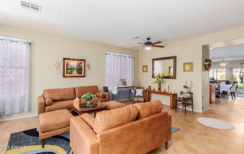 2036 Riviera Dr, Chandler AZ 85249-4867 exterior