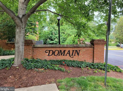5033 Domain Pl, Alexandria VA  22311-5066 exterior