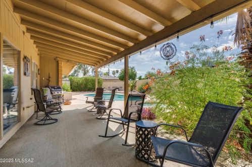 7590 Ln Cienega Dr, Tucson AZ 85712-1423 exterior