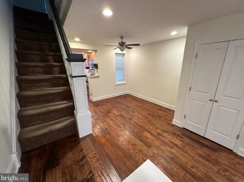 352 Mercy St, Philadelphia PA  19148-2632 exterior