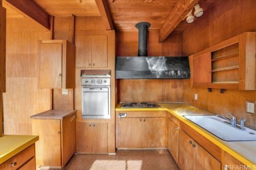 1510 Grizzly Peak Blvd, Berkeley CA 94708-1741 exterior