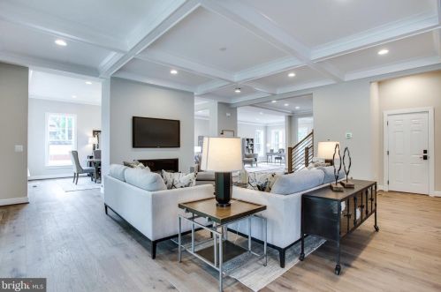 1978 Kirby Rd, Mc Lean VA 22101-5326 exterior