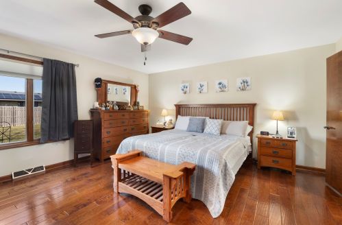 3045 Rosemont Dr, Joliet IL 60431-4960 exterior