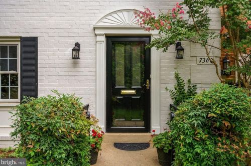 7360 Eldorado St, Mc Lean, VA 22102-2905