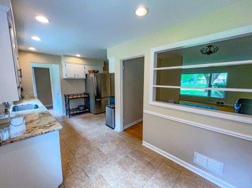 3129 Fleetwood Dr, Kalamazoo MI  49024-5606 exterior