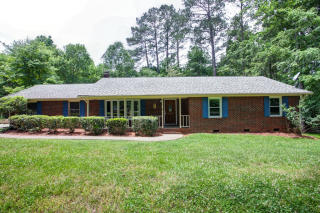 12505 Holly Springs New Hill Rd, Apex, NC 27539-6524