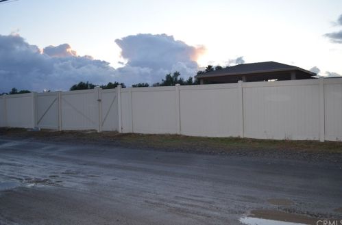 22735 Markham St, Perris CA  92570-9729 exterior