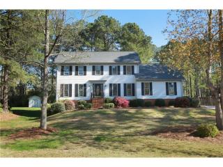 1070 Crabapple Trce, Alpharetta GA  30004-1016 exterior