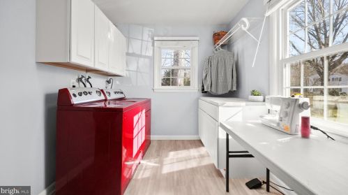 5610 Buckingham Palace Ct, Alexandria VA 22315-4120 exterior