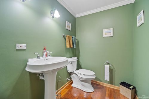 1256 Boxwood Dr, Bull Valley IL 60014-8396 exterior