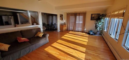 435 Kings Hwy, Valley Cottage NY 10989-1534 exterior