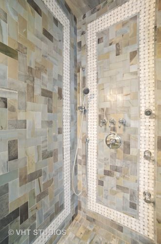 4471 Lk Park Ave, Chicago IL 60653-4510 exterior