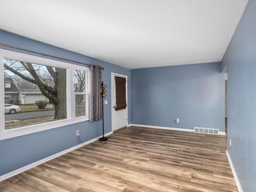 2536 Chaparral St, Kalamazoo MI  49006-1329 exterior