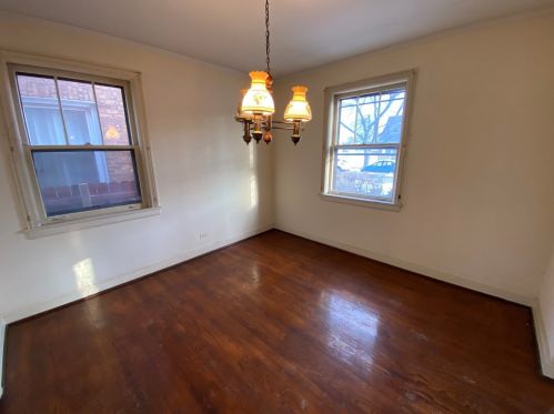 3722 68th Pl, Chicago, IL 60629-4102