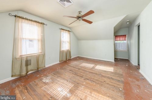 245 Davis Ave, Camden NJ 08106-1115 exterior