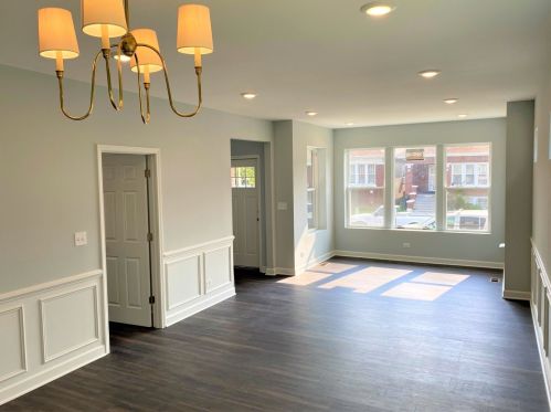 6224 Artesian Ave, Chicago IL  60629-1210 exterior