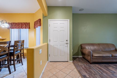 7675 Majestic Palm Ln, Tucson AZ 85756-6112 exterior